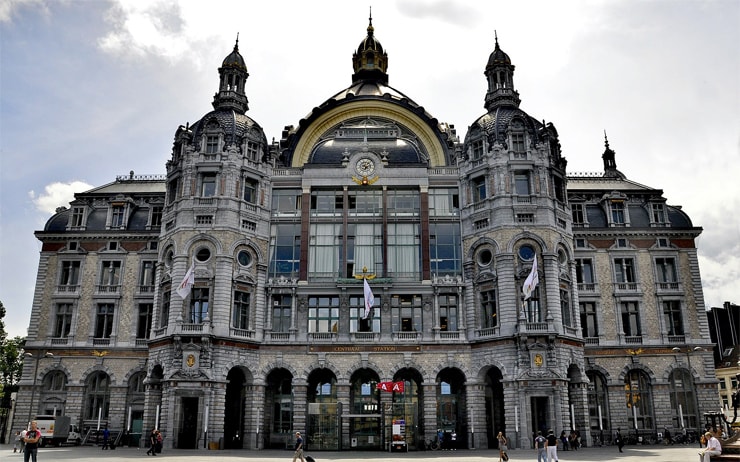 Bahnhof Antwerpen-Centraal