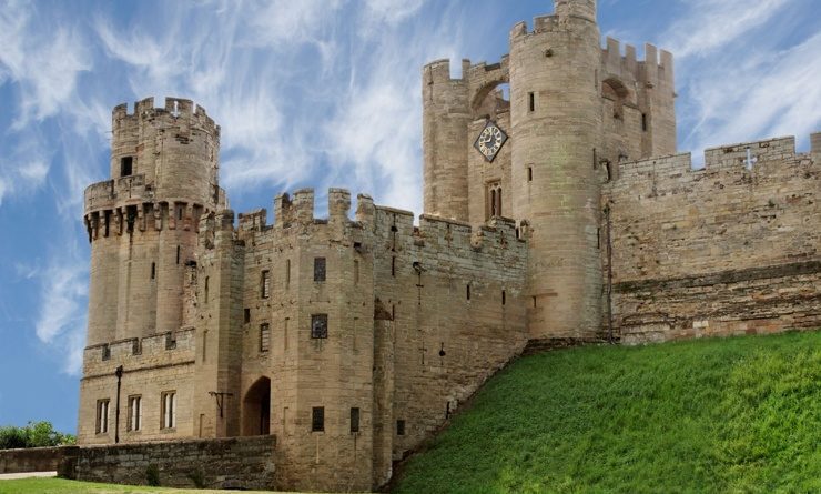 Top 10 gut erhaltene mittelalterliche Burgen in England
