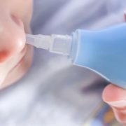 Der Nasensauger: Die ultimative Lösung bei verstopfter Nase bei Babys